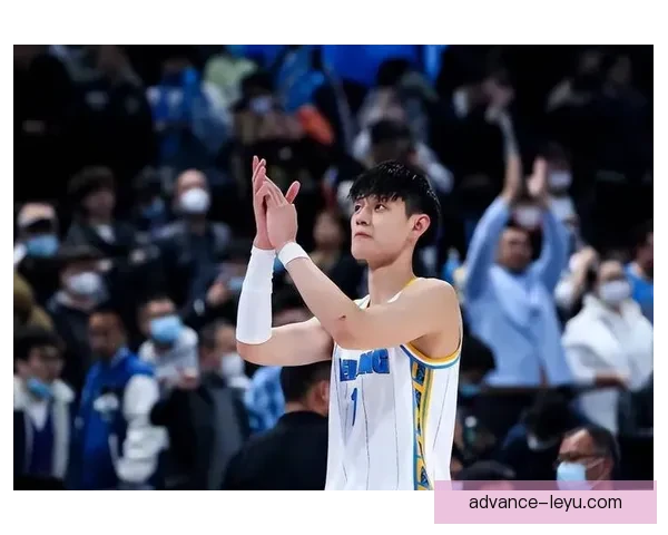 中国男篮新帅首秀告捷年轻阵容展现冲击力引热议为奥运周期注入信心 中国男篮新帅首秀告捷年轻阵容展现冲击力引热议为奥运周期注入信心