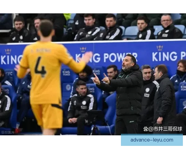 埃弗顿新赛季引援布局曝光力争重返英超前列球迷期待主帅调整战术 埃弗顿新赛季引援布局曝光力争重返英超前列球迷期待主帅调整战术