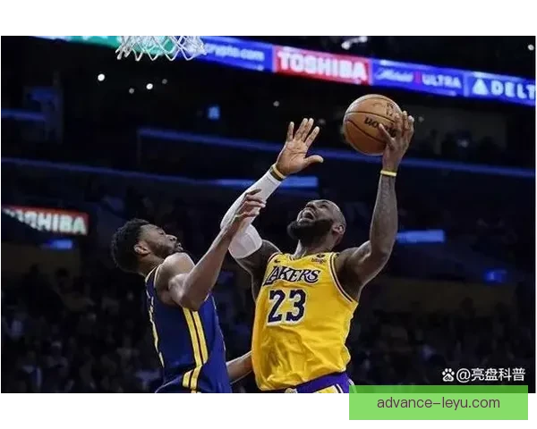 詹姆斯率湖人逆转勇士豪取五连胜再登西部榜首全队士气高涨引爆主场