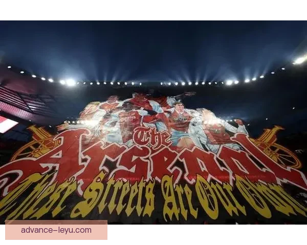 豪门对决再掀波澜国足新星闪耀赛场引关注欧洲转会风云变幻球迷热议