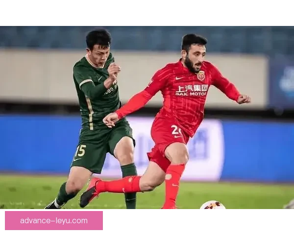 豪门对决掀高潮本赛季冠军悬念再起引爆球迷热情全场沸腾焦点之战