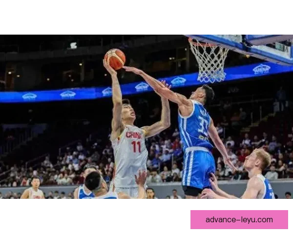 中国男篮全力备战世界杯预选赛 李凯尔伤愈复出助力队伍冲击晋级目标