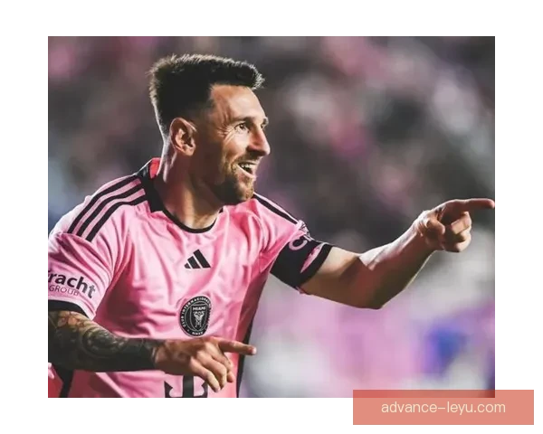 梅西再创纪录引领球队胜利，欧冠赛场激情不断燃爆