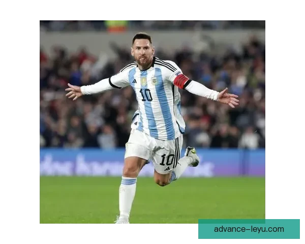 梅西带领阿根廷逆转夺冠，足球盛宴点燃全球激情