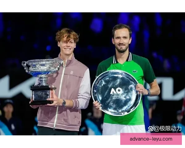 澳网决赛精彩对决引关注新星崛起与老将争锋瞬间