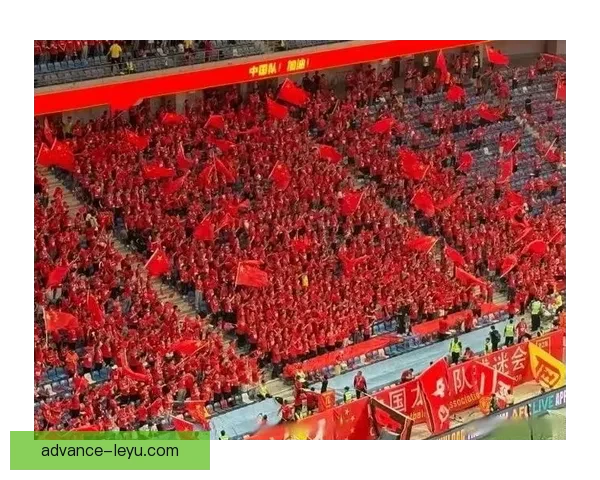 国足新阵容亮相亚洲赛场引关注球迷期待未来表现